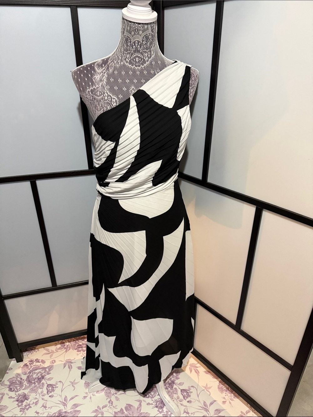 Nicole Miller Black & White One-Shoulder Pleated Maxi